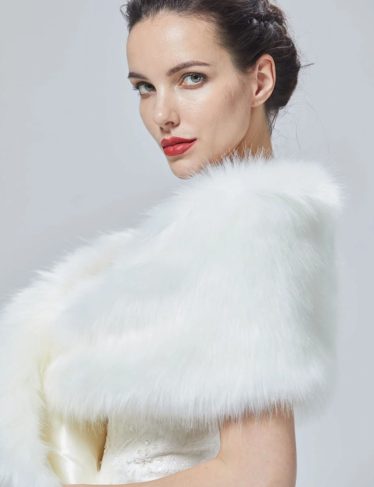BEAUTELICATE Scialle Stola di Pelliccia Sintetica Donna Coprispalle Sciarpa Elegante Nozze Sposa Feste Inverno Cerimonia Nero Avorio Champagne
