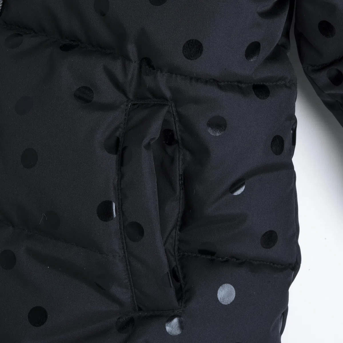 Chicco, Giubbotto Bambina con Cappuccio e Pratica Chiusura a Zip, con Fantasie Moderne e alla Moda, Lavabile in Lavatrice, Abbigliamento Bambina e Ragazza, Designed in Italy