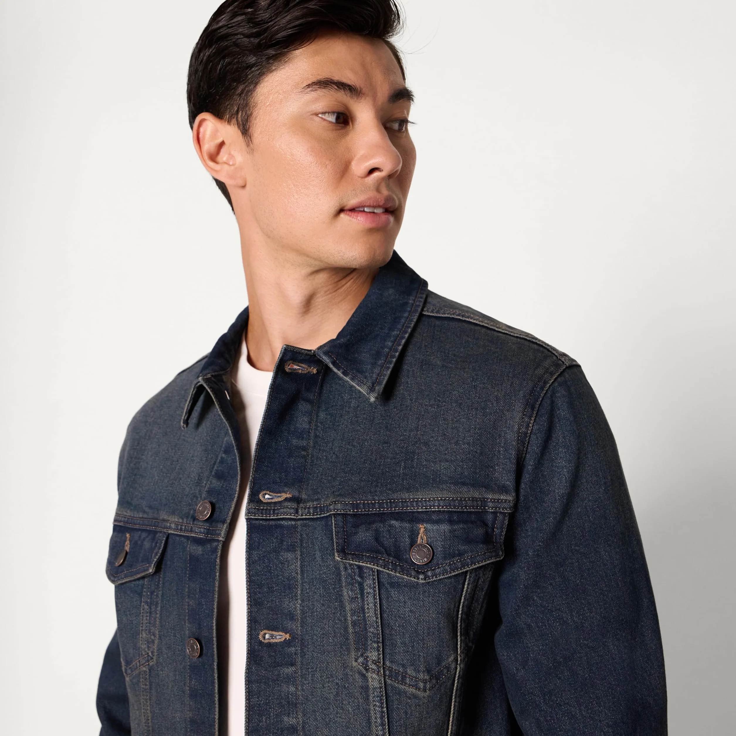 Amazon Essentials Uomo Giacca in Denim a Bassa Elasticità con vestibilità Regolare