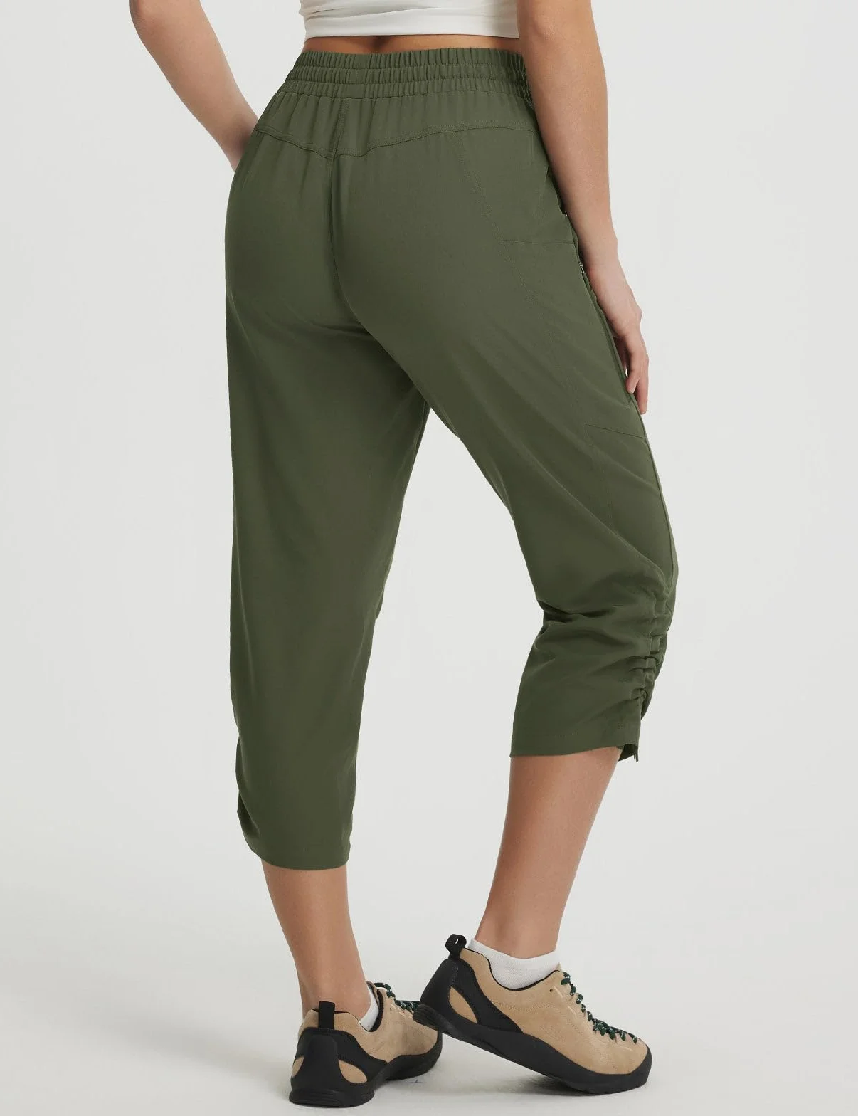 baleaf Pantaloni corti da trekking da donna con tasca con cerniera, resistenti all'acqua, leggeri, ad asciugatura rapida, pantaloncini cargo UPF50+