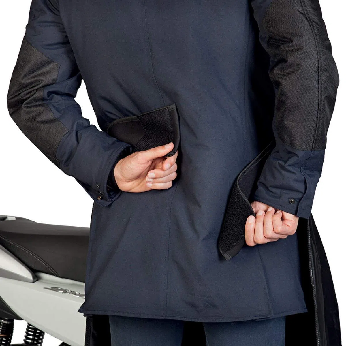 Tucano Urbano, Linuscud, coprigambe