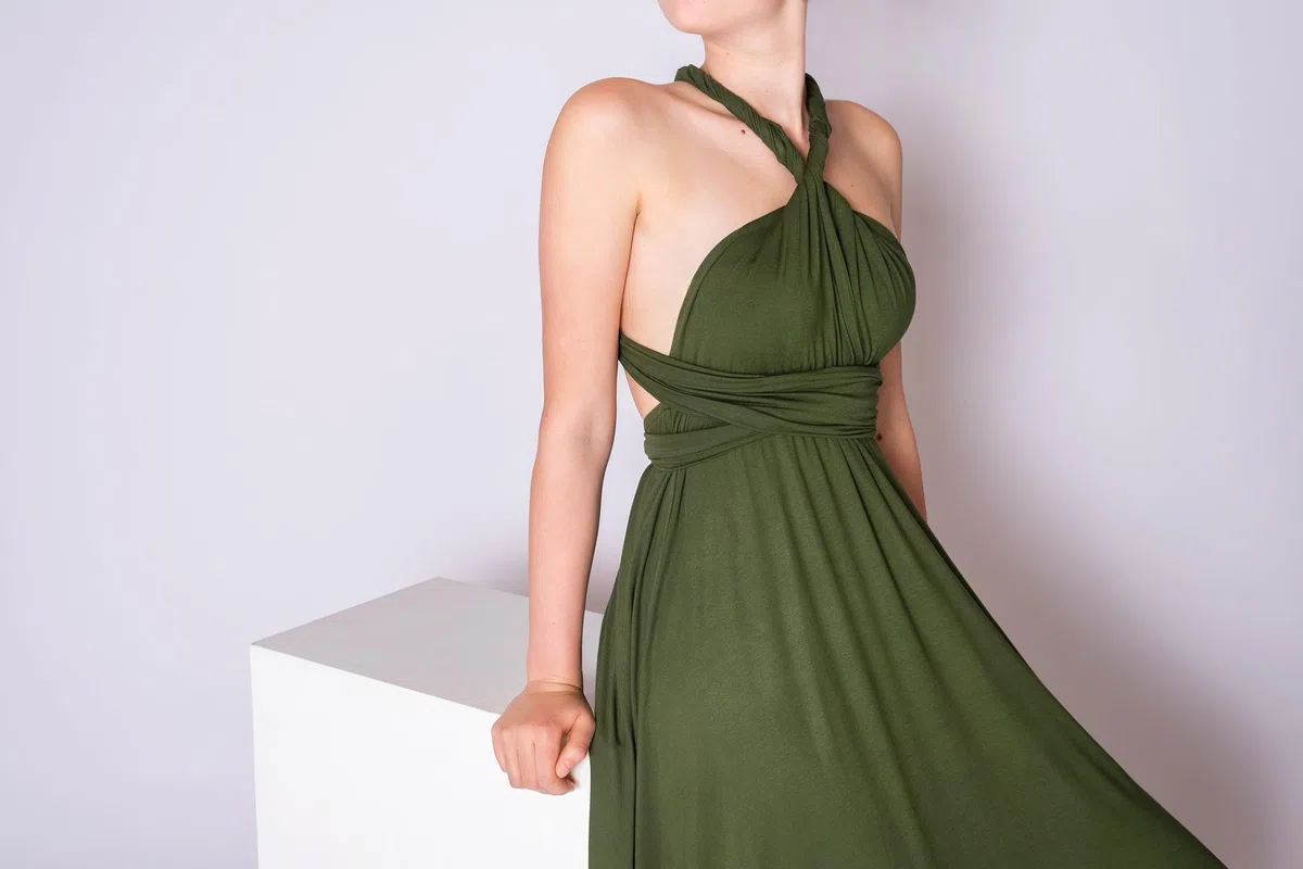 PANASIAM Abito Maxi Infinity KOVA - Abito da Sera da Donna, Abito Lungo da Ballo, Abito a Portafoglio con Collo Alto, Senza Schienale - Festa Festival