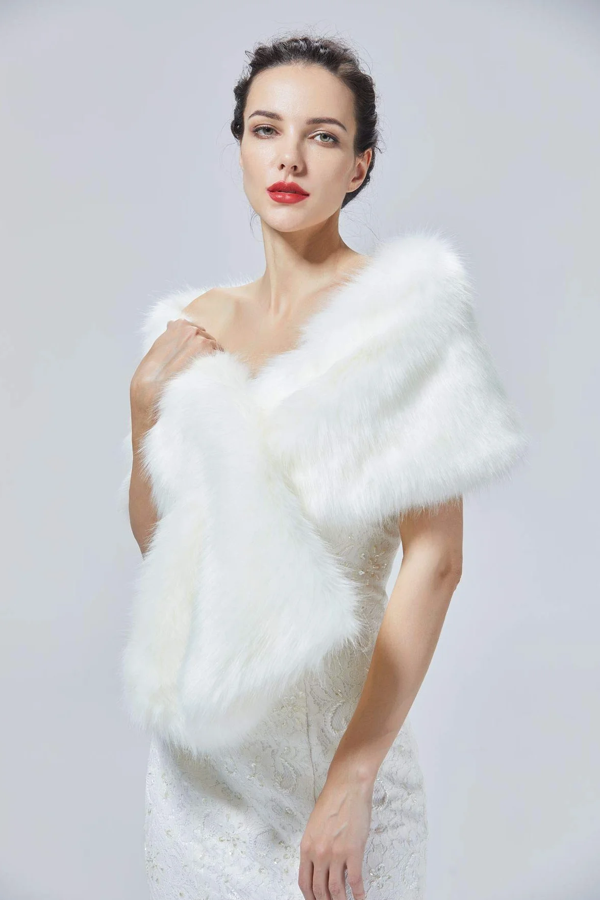 BEAUTELICATE Scialle Stola di Pelliccia Sintetica Donna Coprispalle Sciarpa Elegante Nozze Sposa Feste Inverno Cerimonia Nero Avorio Champagne