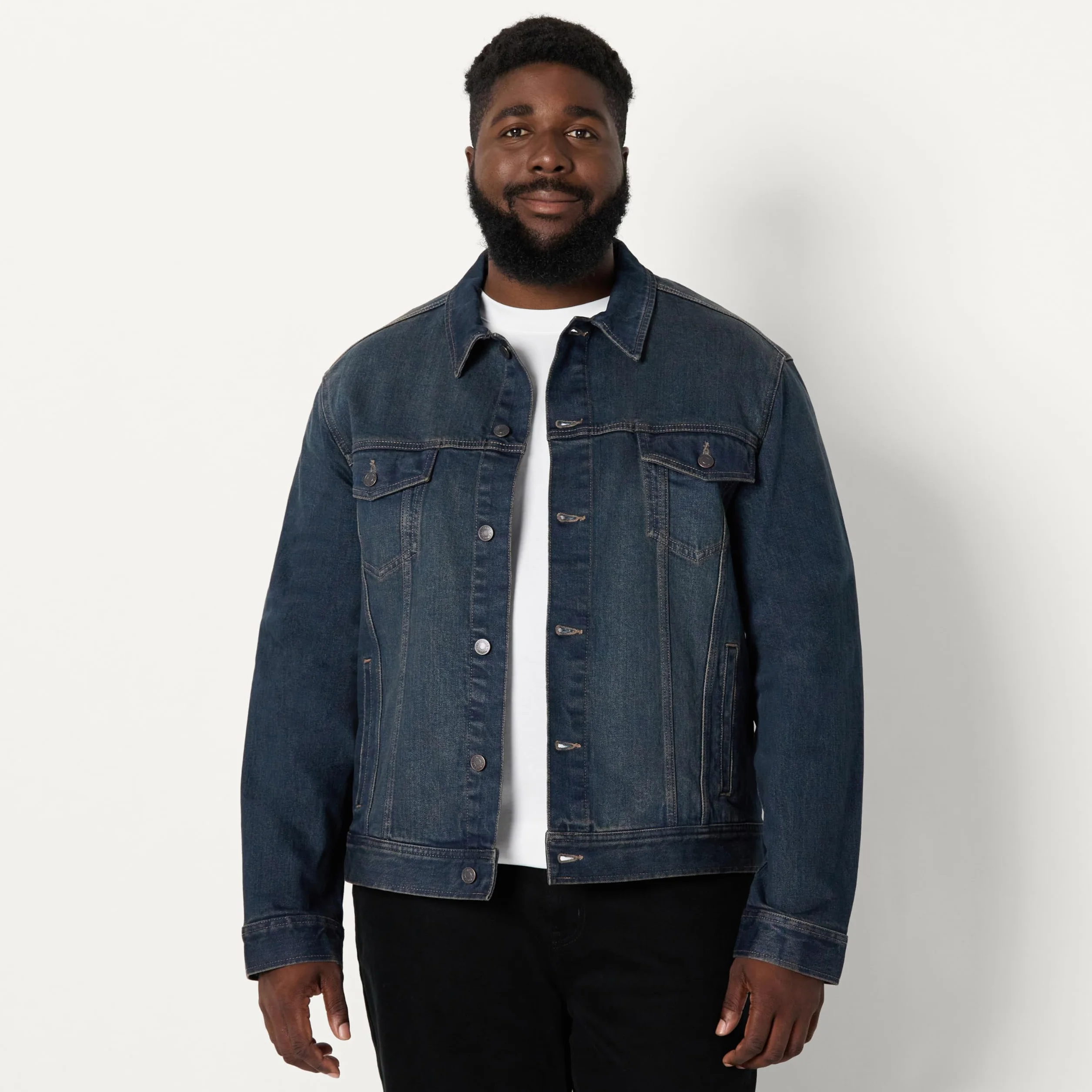 Amazon Essentials Uomo Giacca in Denim a Bassa Elasticità con vestibilità Regolare