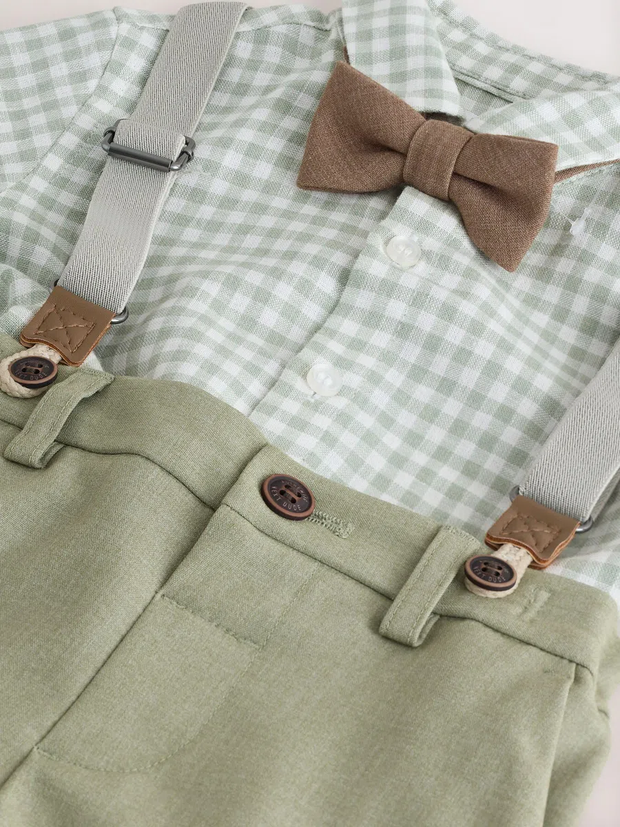 NEXT Ragazzo Completo con camicia, shorts, bretelle e farfallino