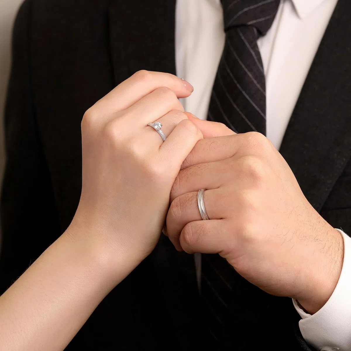 Meissa Anelli di Fidanzamento in Argento 925 Sterling con Zirconia Cubica, Fedi Nuziali Regolabili e Delicate, Set Promessa Sposa con Taglio Rotondo Brillante, Set di due anelli