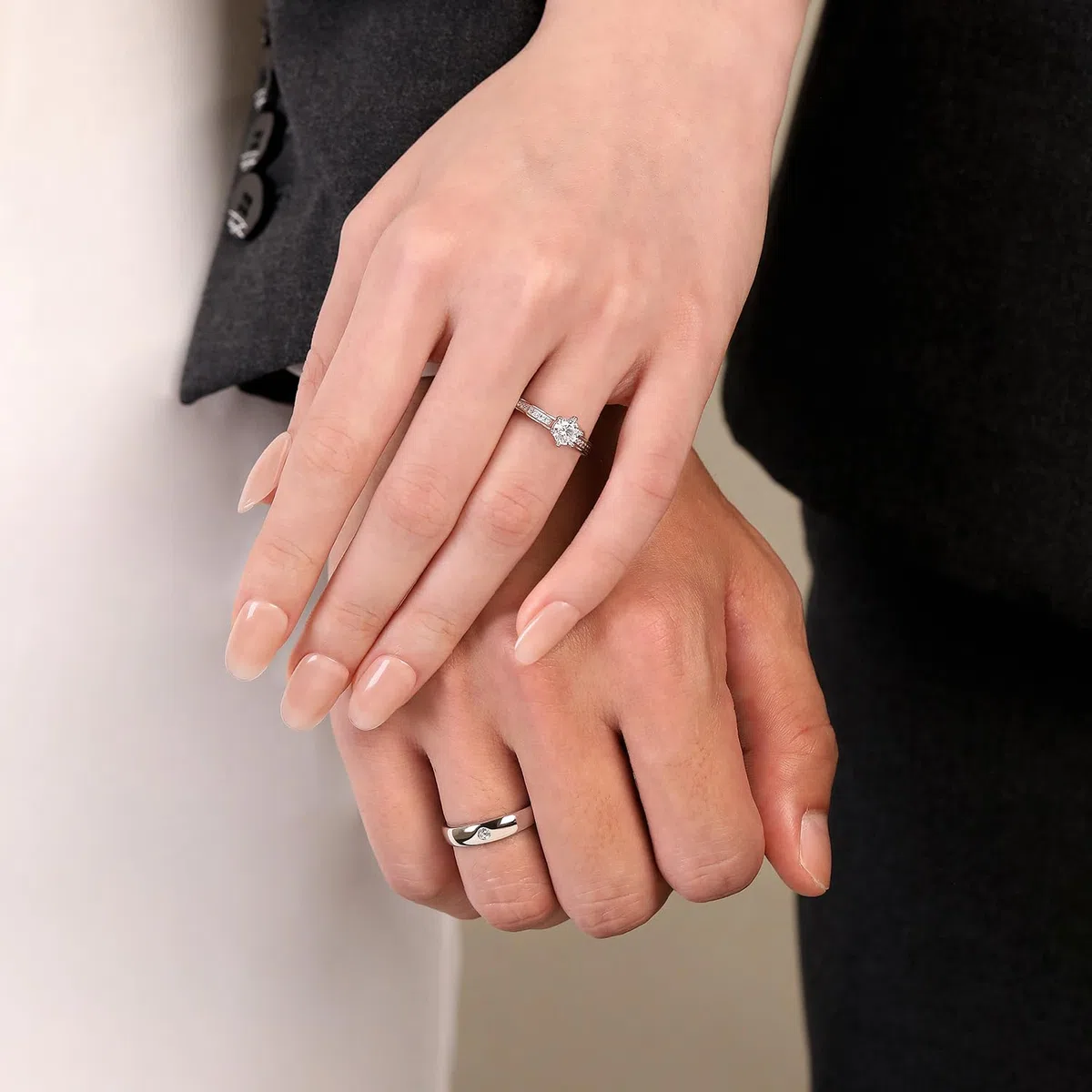 Anelli di Nozze in Argento Meissa per Donna – Anelli di Fidanzamento Regolabili con Pietra CZ da 0,44 ct, Anelli da Coppia Fatti a Mano per Anniversario di Matrimonio, 4.5mm di larghezza